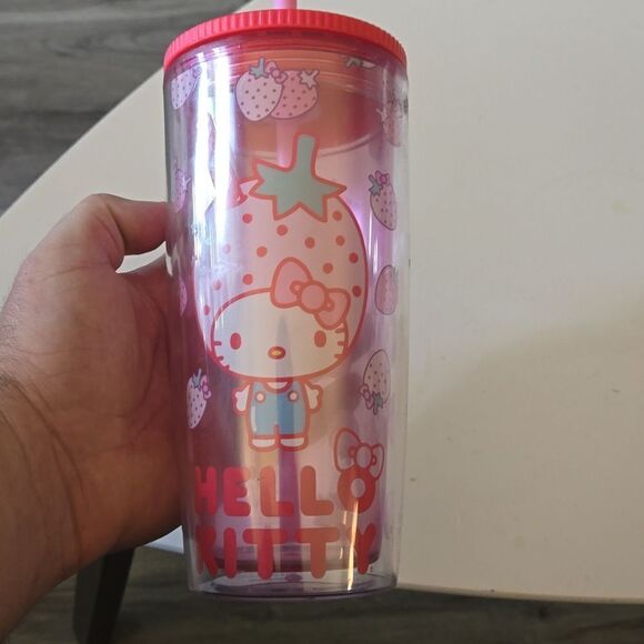 Hello kitty hot topic cup - Picture 1 of 2
